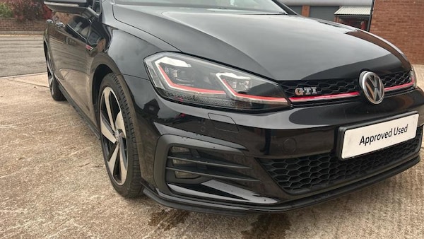 Used Volkswagen Golf 2017 for sale - 76117449: Photo 11