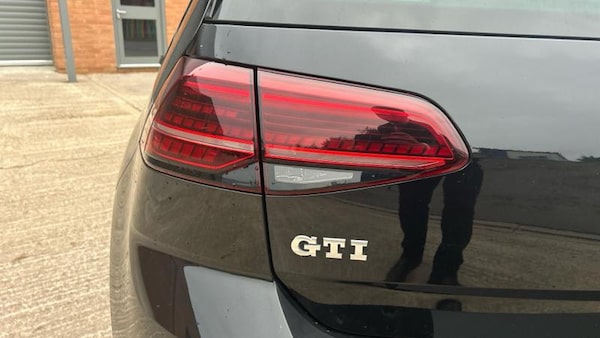 Used Volkswagen Golf 2017 for sale - 76117449: Photo 19