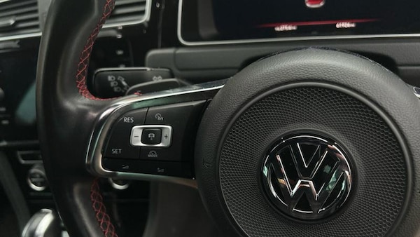 Used Volkswagen Golf 2017 for sale - 76117449: Photo 23