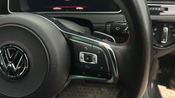 Used Volkswagen Golf 2017 for sale - 76117449: Photo 24