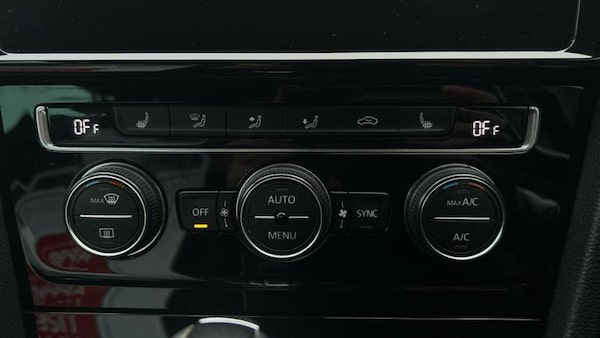 Used Volkswagen Golf 2017 for sale - 76117449: Photo 29