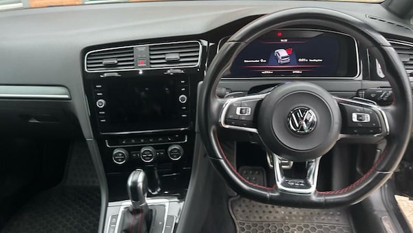 Used Volkswagen Golf 2017 for sale - 76117449: Photo 8