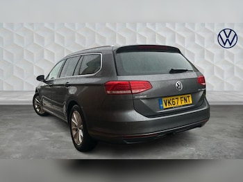 Used Volkswagen Passat 2017 for sale - 77211076: Photo