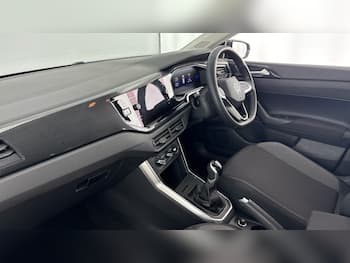 Used Volkswagen Polo 2023 for sale - 79386381: Photo