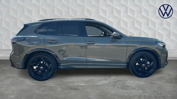 Used Volkswagen Tiguan 2025 for sale - 76117496: Photo 4