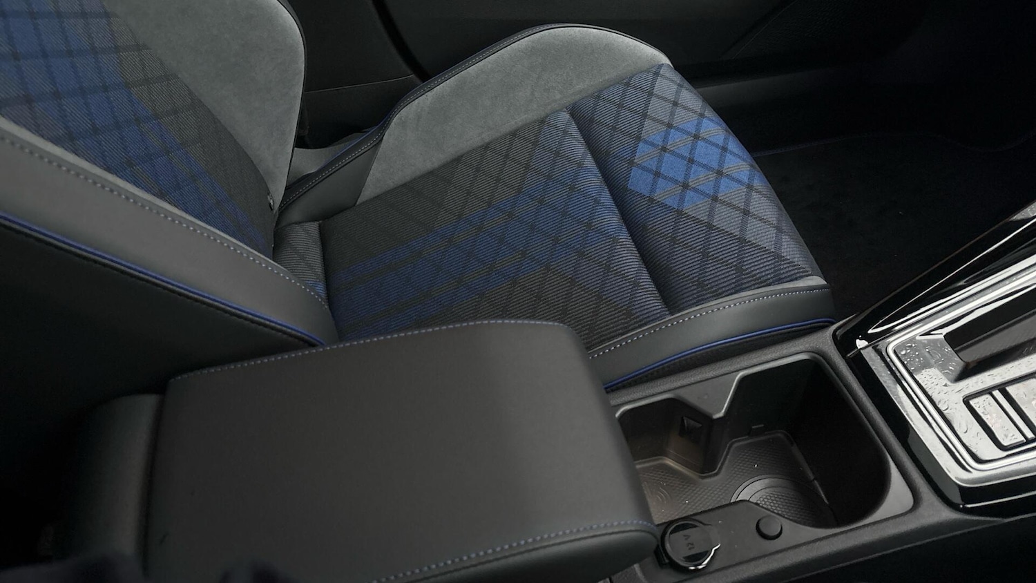 Used Volkswagen Golf 2025 for sale - 78053691: Photo 27