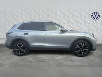 Used Volkswagen Tiguan 2024 for sale - 77766651: Photo