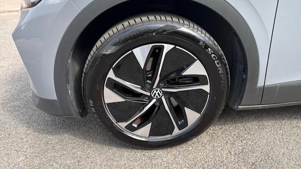 Used Volkswagen ID.4 2022 for sale - 76231069: Photo 10