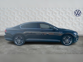 Used Volkswagen Passat 2018 for sale - 78112266: Photo
