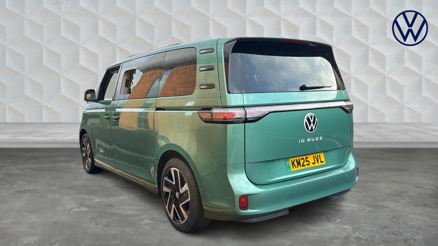 Used Volkswagen ID.Buzz 2025 for sale - 77515601: Photo 3