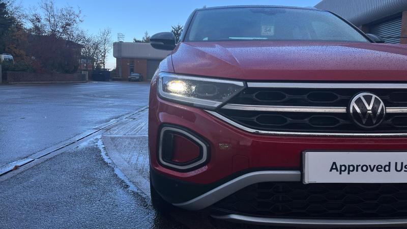 Used Volkswagen T-Roc 2023 for sale - 76452757: Photo 10