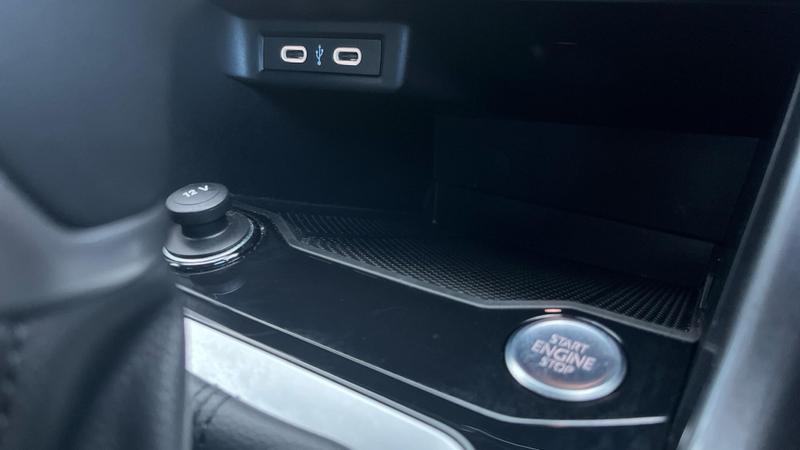 Used Volkswagen T-Roc 2023 for sale - 76452757: Photo 29