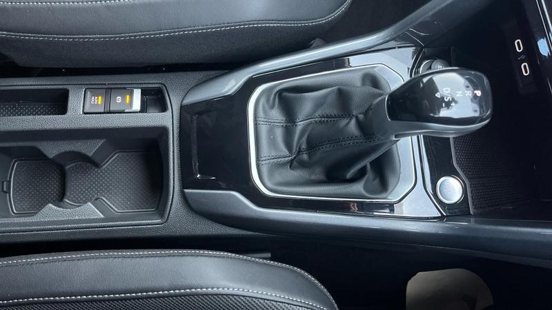 Used Volkswagen T-Roc 2023 for sale - 76452757: Photo 30