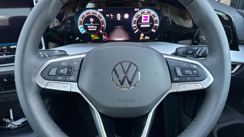 Used Volkswagen Golf 2025 for sale - 76931244: Photo 11