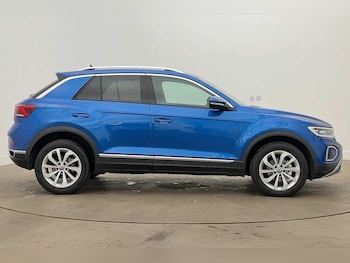Used Volkswagen T-Roc 2025 for sale - 79307900: Photo