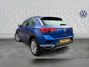 Used Volkswagen T-Roc 2019 for sale - 76750495: Photo