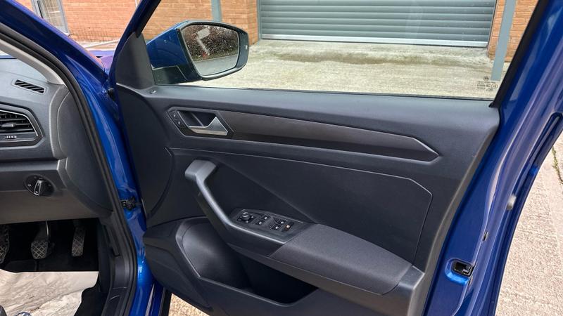 Used Volkswagen T-Roc 2019 for sale - 76750495: Photo 63