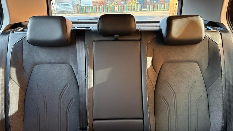 Used Volkswagen Golf 2025 for sale - 76931223: Photo 32