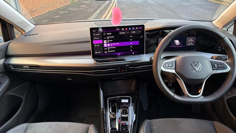 Used Volkswagen Golf 2025 for sale - 76931223: Photo 8