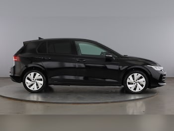 Used Volkswagen Golf 2025 for sale - 79025162: Photo