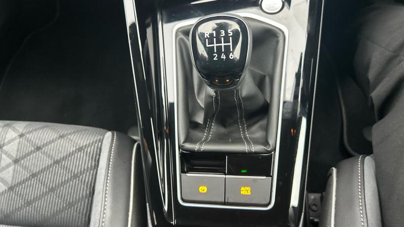 Used Volkswagen Golf 2022 for sale - 76079852: Photo 32