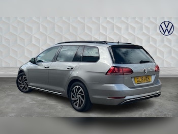 Used Volkswagen Golf 2019 for sale - 78313789: Photo