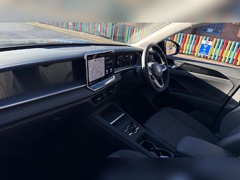 Used Volkswagen Touran 2025 for sale - 76782251: Photo