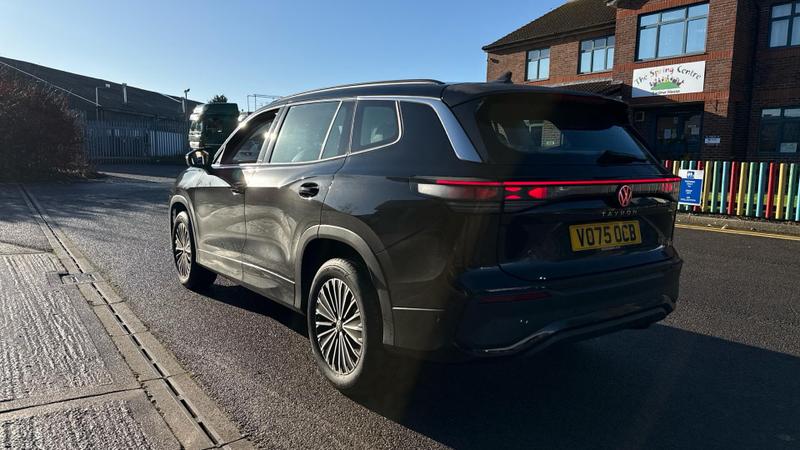 Used Volkswagen Touran 2025 for sale - 76782251: Photo 3