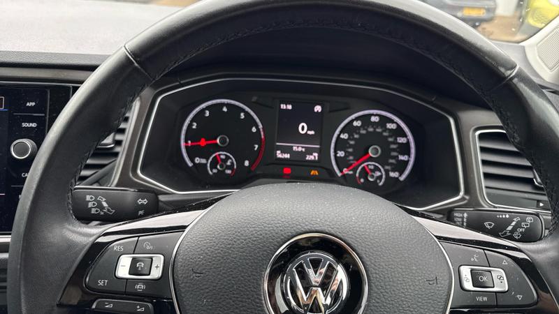 Used Volkswagen T-Roc 2019 for sale - 76415870: Photo 25
