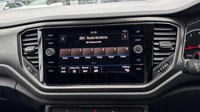 Used Volkswagen T-Roc 2019 for sale - 76415870: Photo 31