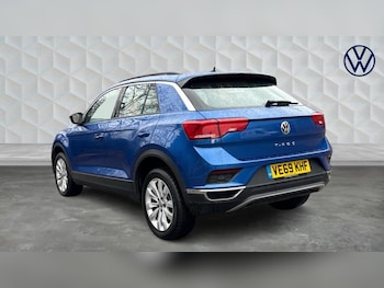 Used Volkswagen T-Roc 2019 for sale - 76415870: Photo