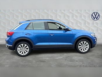 Used Volkswagen T-Roc 2019 for sale - 76415870: Photo