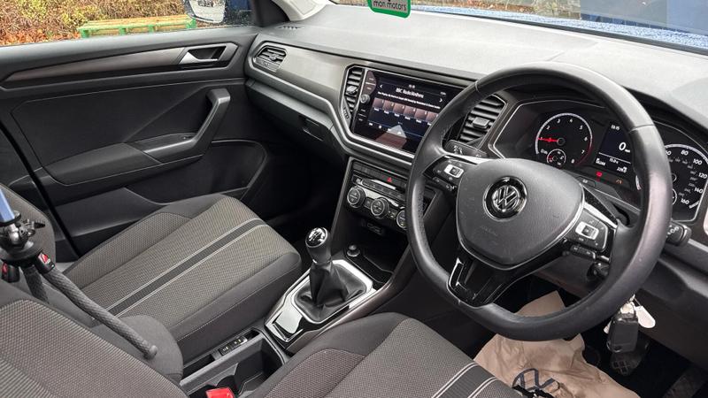 Used Volkswagen T-Roc 2019 for sale - 76415870: Photo 6