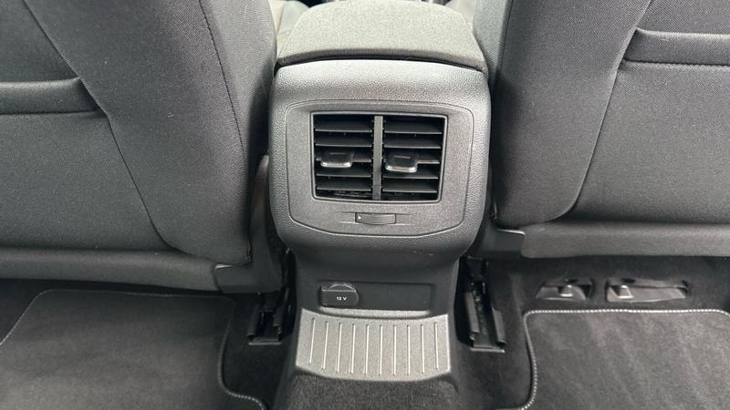 Used Volkswagen T-Roc 2019 for sale - 76415870: Photo 9