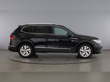 Used Volkswagen Tiguan Allspace 2023 for sale - 78656726: Photo