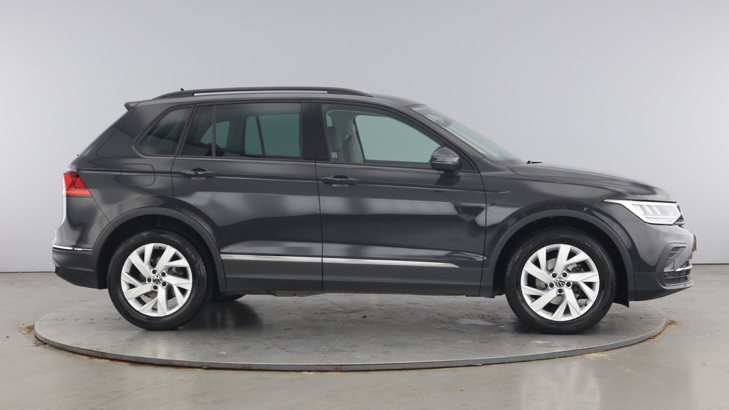 Used Volkswagen Tiguan 2022 for sale - 78202214: Photo 4