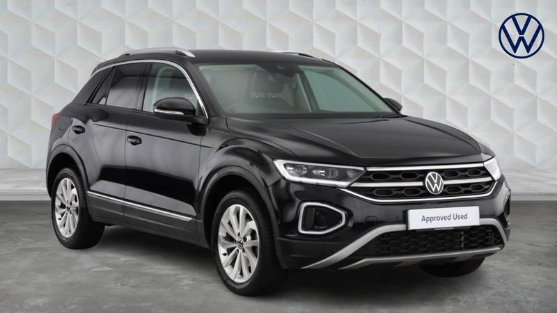 Used Volkswagen T-Roc 2023 for sale - 76476797: Photo 1