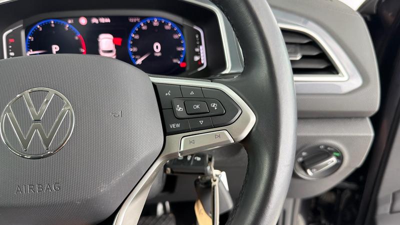 Used Volkswagen T-Roc 2023 for sale - 76476797: Photo 12
