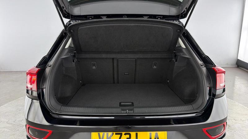 Used Volkswagen T-Roc 2023 for sale - 76476797: Photo 33