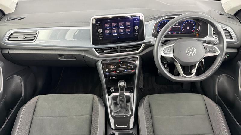 Used Volkswagen T-Roc 2023 for sale - 76476797: Photo 8