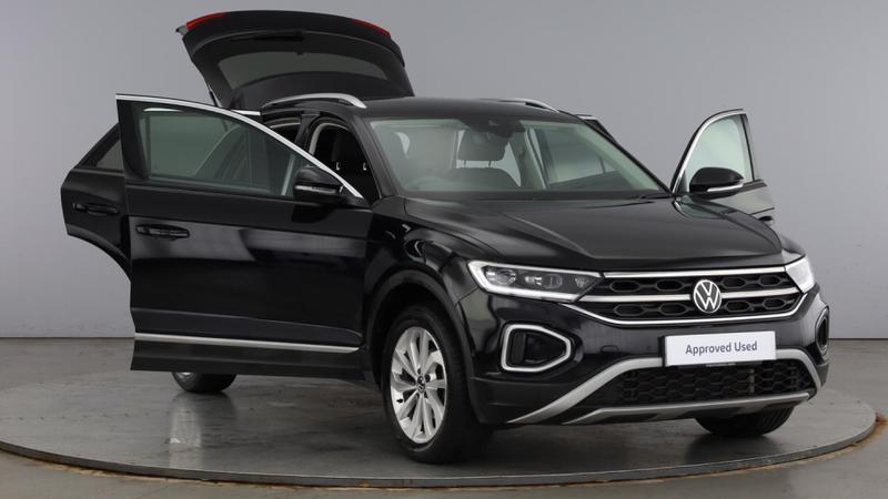 Used Volkswagen T-Roc 2023 for sale - 76476797: Photo 9