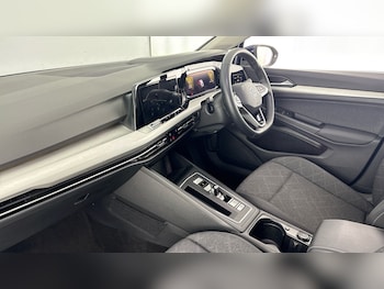 Used Volkswagen Golf 2023 for sale - 78903885: Photo