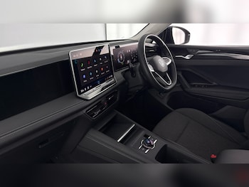 Used Volkswagen Tiguan 2024 for sale - 77807392: Photo