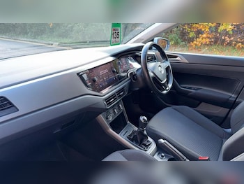 Used Volkswagen Polo 2020 for sale - 76067664: Photo