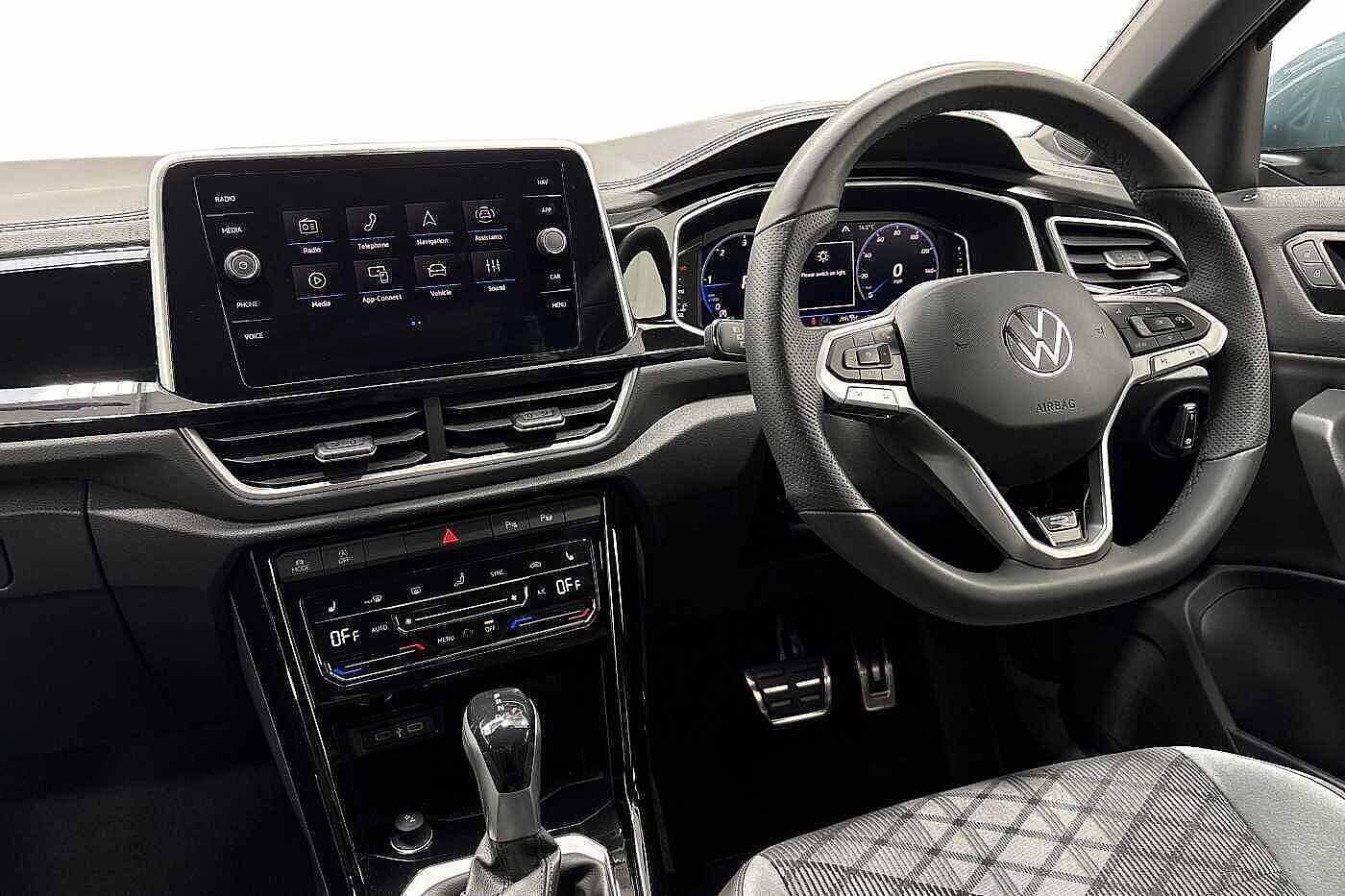 Used Volkswagen T-Roc 2025 for sale - 77506170: Photo 2