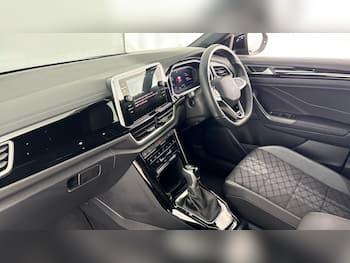 Used Volkswagen T-Roc 2025 for sale - 79515636: Photo