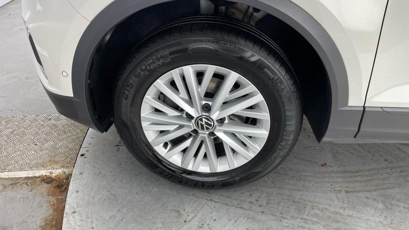 Used Volkswagen T-Roc 2022 for sale - 76104769: Photo 34