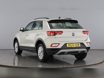 Used Volkswagen T-Roc 2022 for sale - 76104769: Photo