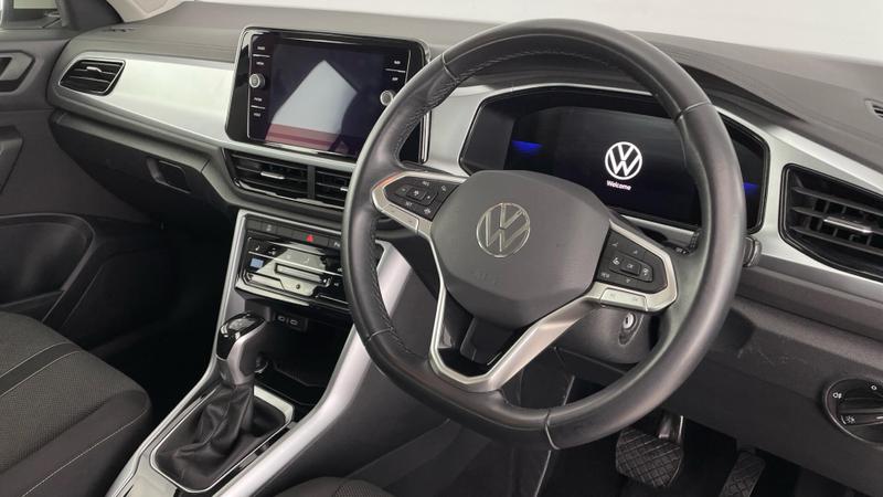 Used Volkswagen T-Roc 2022 for sale - 76104769: Photo 6