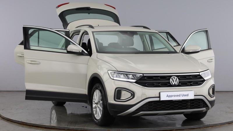 Used Volkswagen T-Roc 2022 for sale - 76104769: Photo 9